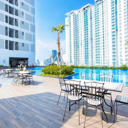 Oui! Oui! Saigon Apartment - Rivergate Residence Bandar Ho Chi Minh Luaran gambar
