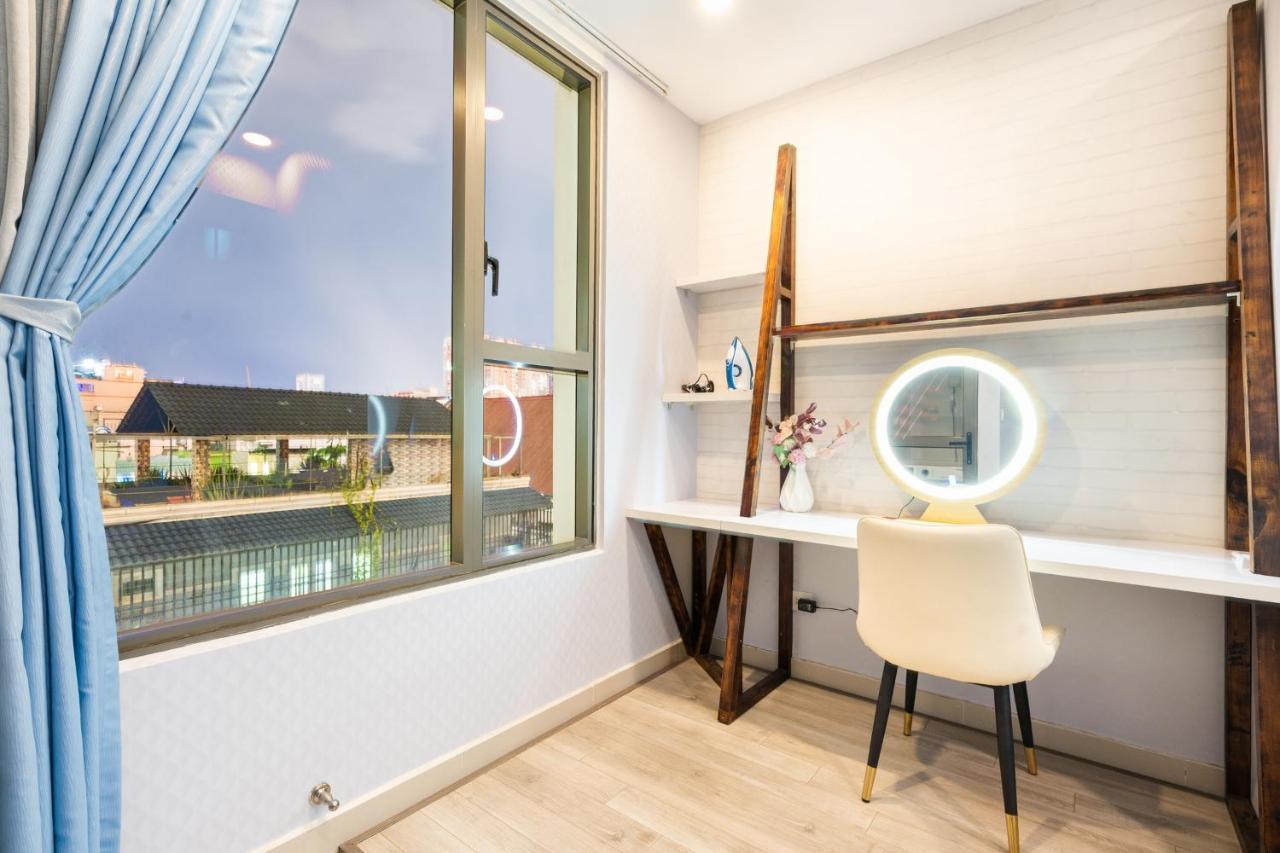 Oui! Oui! Saigon Apartment - Rivergate Residence Bandar Ho Chi Minh Luaran gambar