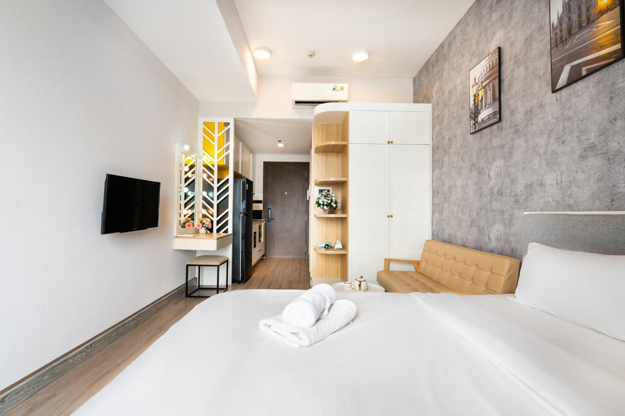 Oui! Oui! Saigon Apartment - Rivergate Residence Bandar Ho Chi Minh Luaran gambar